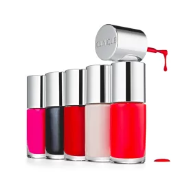 Clinique - Different Nail Enamel for Sensitive Skins (a júniusi PIXIBOX teljes méretű term